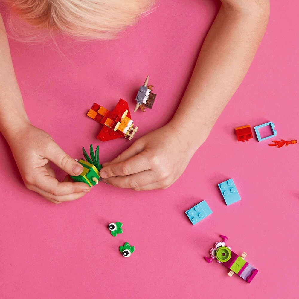LEGO Classic: Monstri creativi 11017, 4 ani+, 140 piese