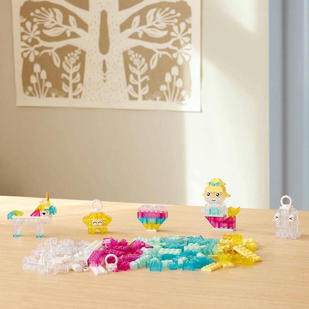 LEGO Classic: Cutie transparenta magica 11040, 5 ani+, 340 piese
