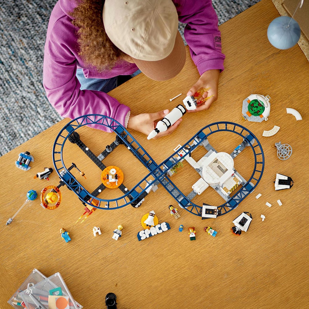 LEGO Creator: Roller-coaster spatial 31142, 9 ani+, 874 piese