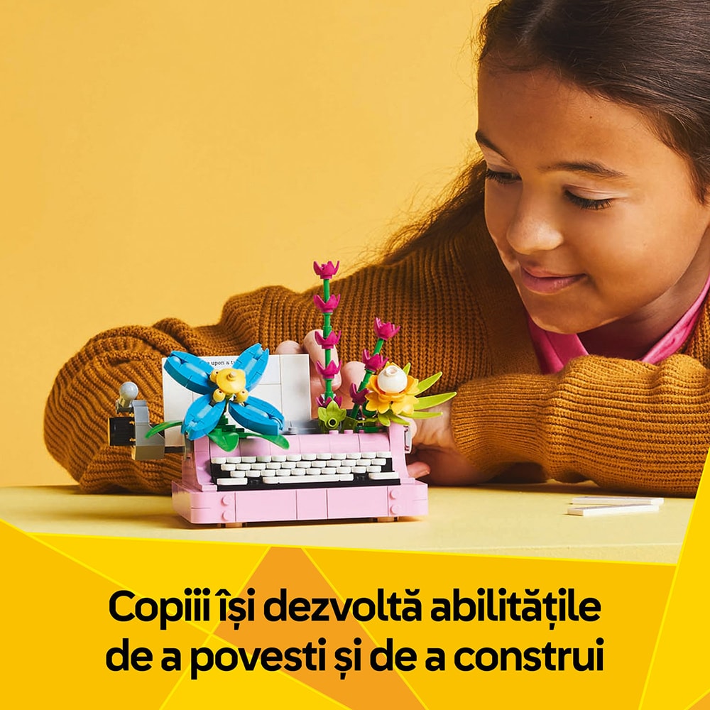 LEGO Creator 3in1: Masina de scris cu flori 31169, 8 ani+, 363 piese