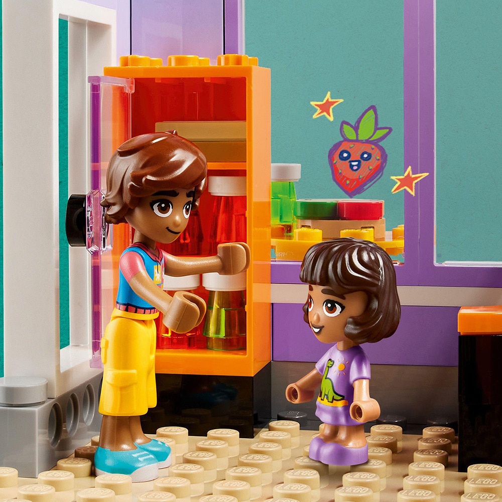 LEGO Friends: Bucataria comunitara din orasul Heartlake 41747, 8 ani+, 695 piese
