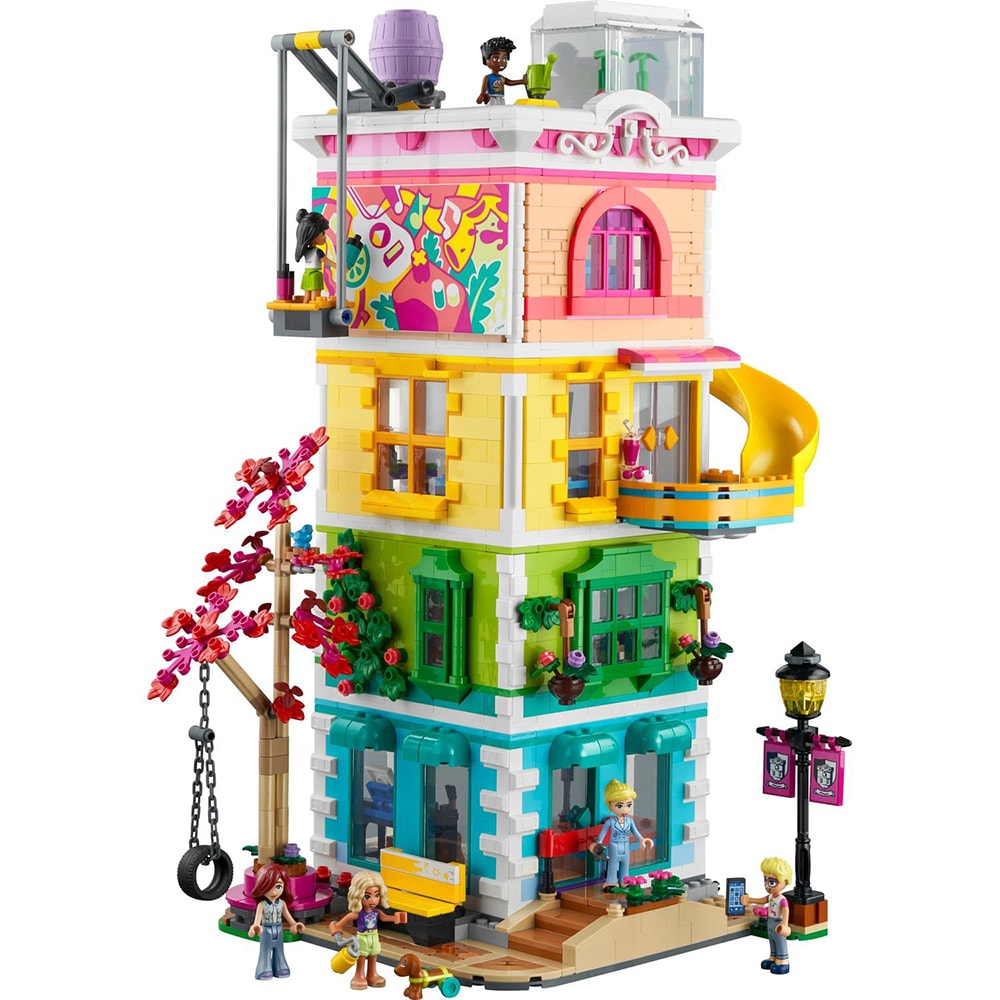 LEGO Friends: Centrul comunitar din orasul Heartlake 41748, 9 ani+, 1513 piese