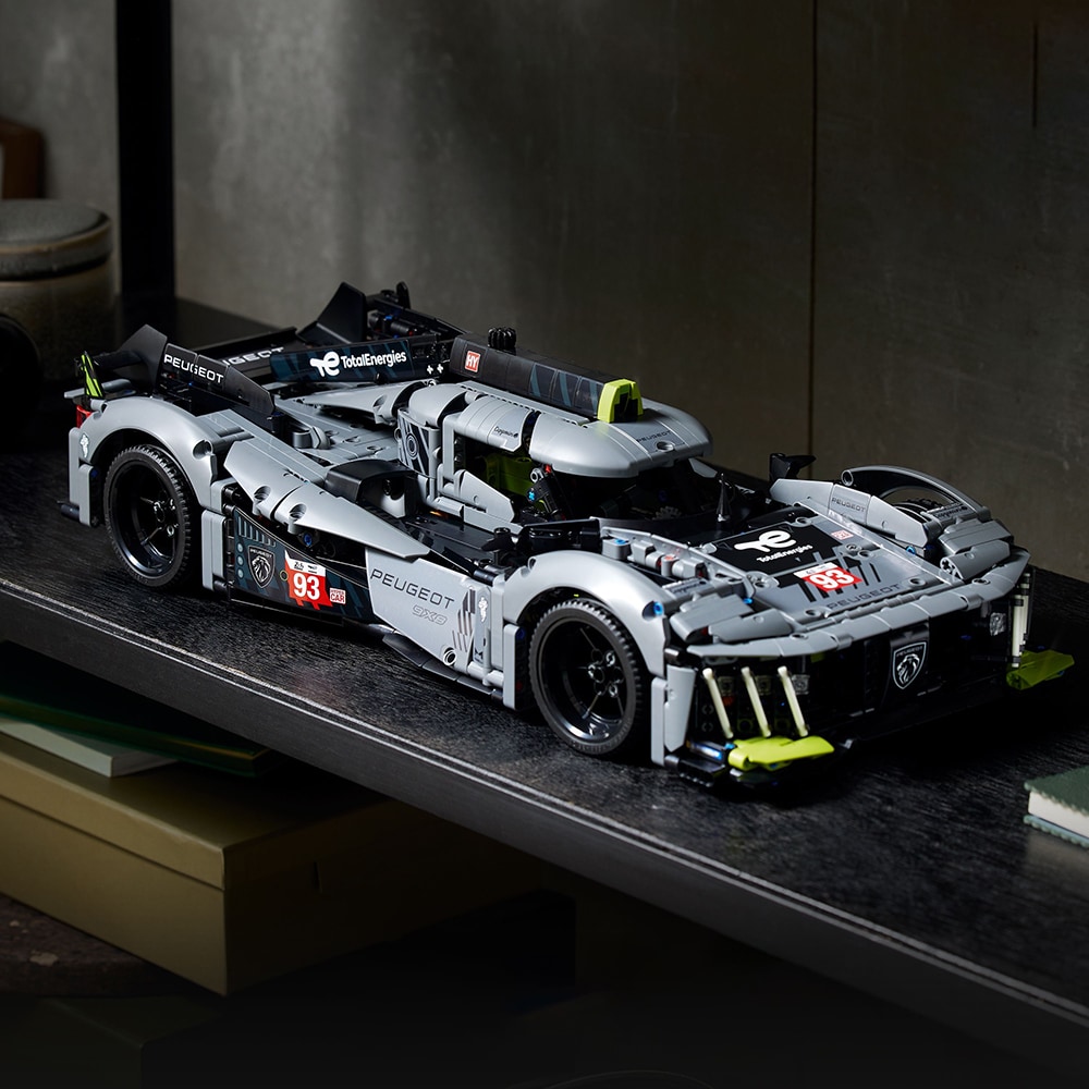 LEGO Technic: Peugeot Le Mans Hybrid Hypercar 42156, 18 ani+, 1775 piese