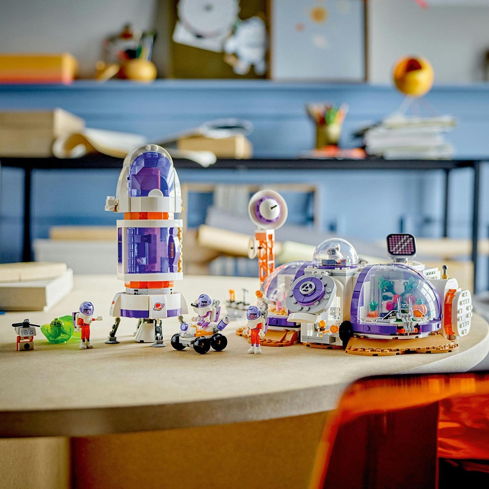 LEGO Friends: Baza spatiala si racheta pe Marte 42605, 8 ani+, 981 piese