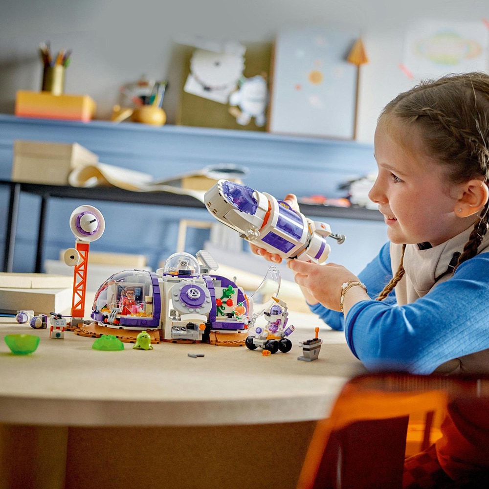LEGO Friends: Baza spatiala si racheta pe Marte 42605, 8 ani+, 981 piese
