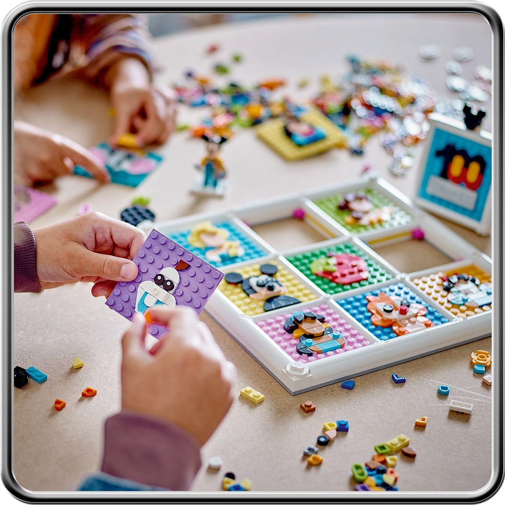LEGO Disney: 100 de ani de animatii Disney 43221, 6 ani+, 1022 piese