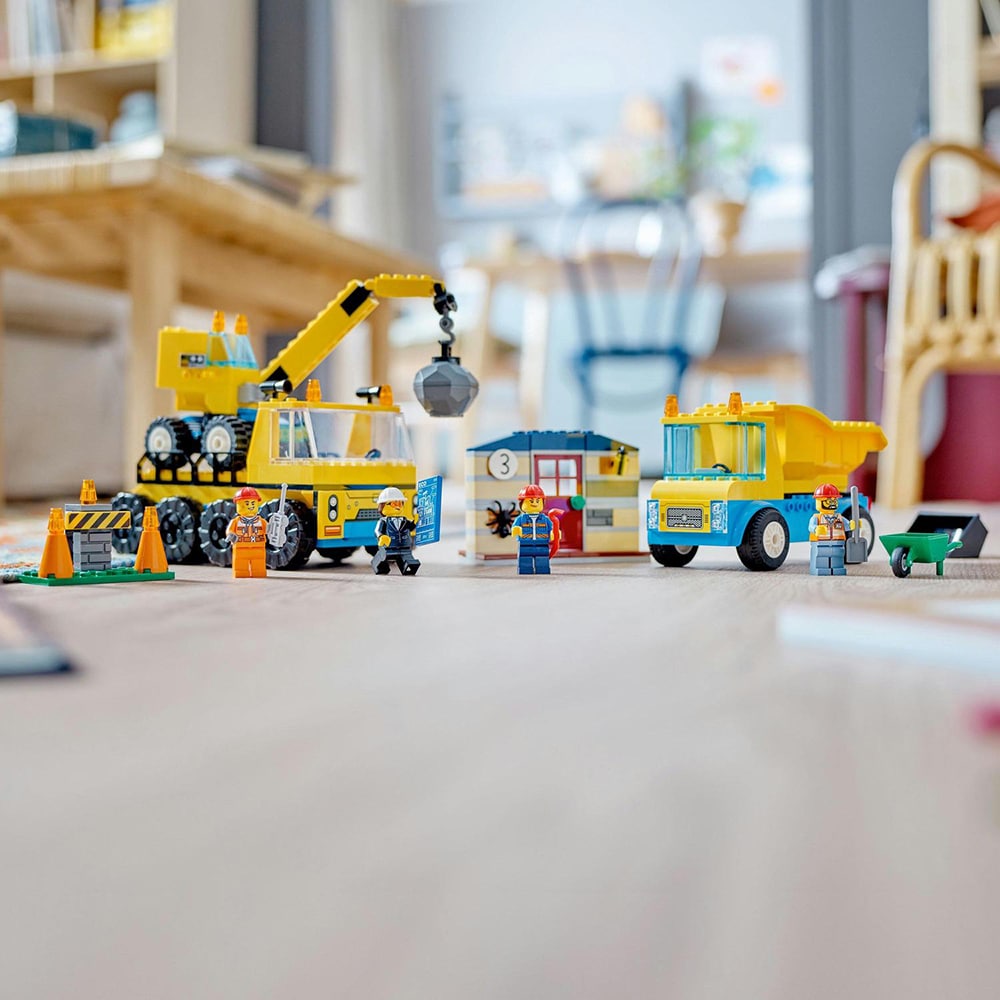 LEGO City: Camioane de constructie si macara 60391, 4 ani+, 235 piese