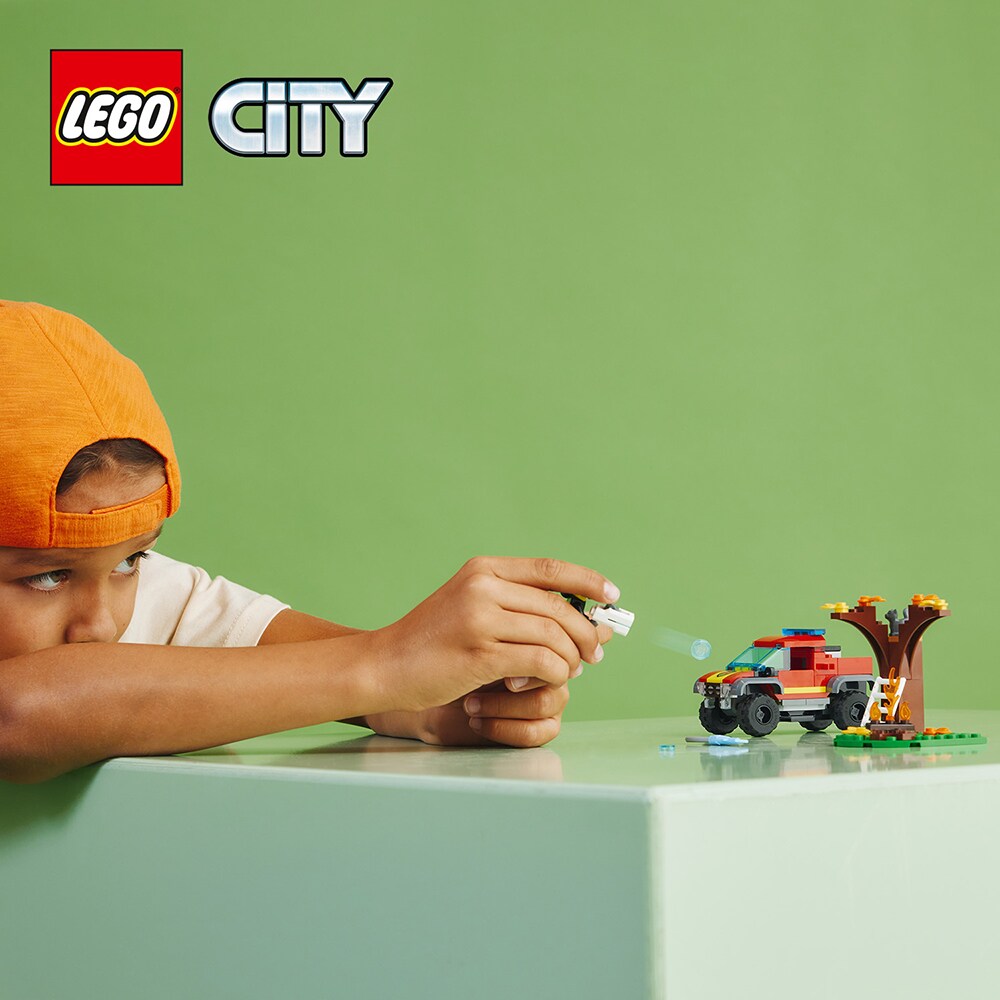 LEGO City: Salvare cu masina de pompieri 4x4 60393, 5 ani+, 97 piese