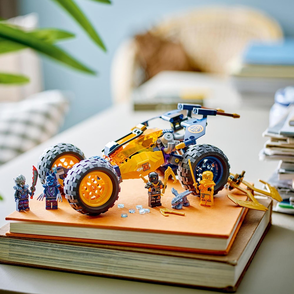 LEGO Ninjago: Vehiculul de teren ninja al lui Arin 71811, 7 ani+, 267 piese