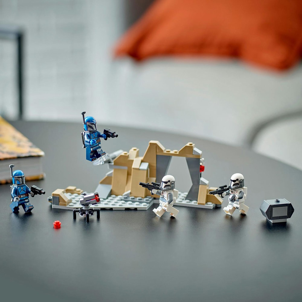 LEGO Star Wars: Pachet de lupta Ambuscada pe Mandalore 75373, 6 ani+, 109 piese