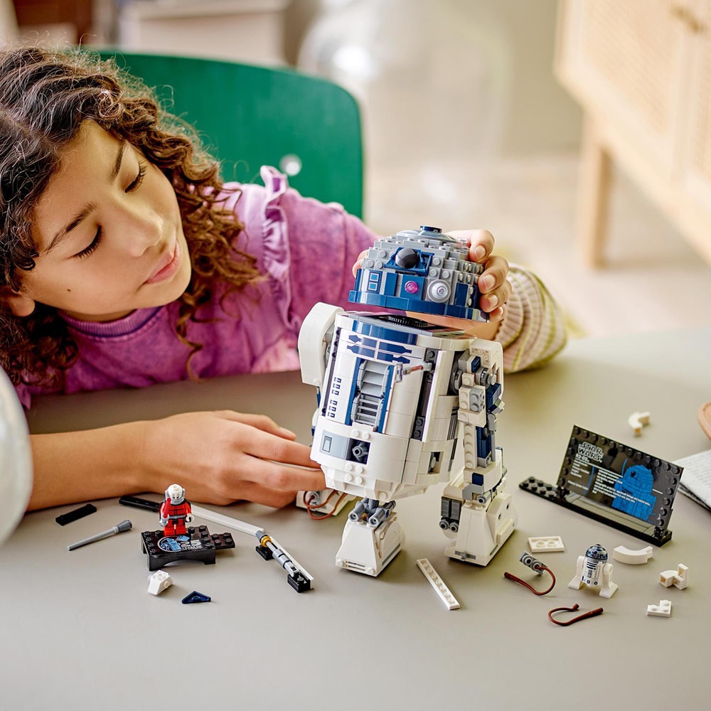 LEGO Star Wars: R2-D2 75379, 10 ani+, 1050 piese