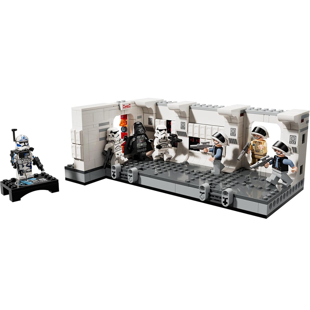 LEGO Star Wars: Imbarcarea pe Tantive IV 75387, 8 ani+, 502 piese