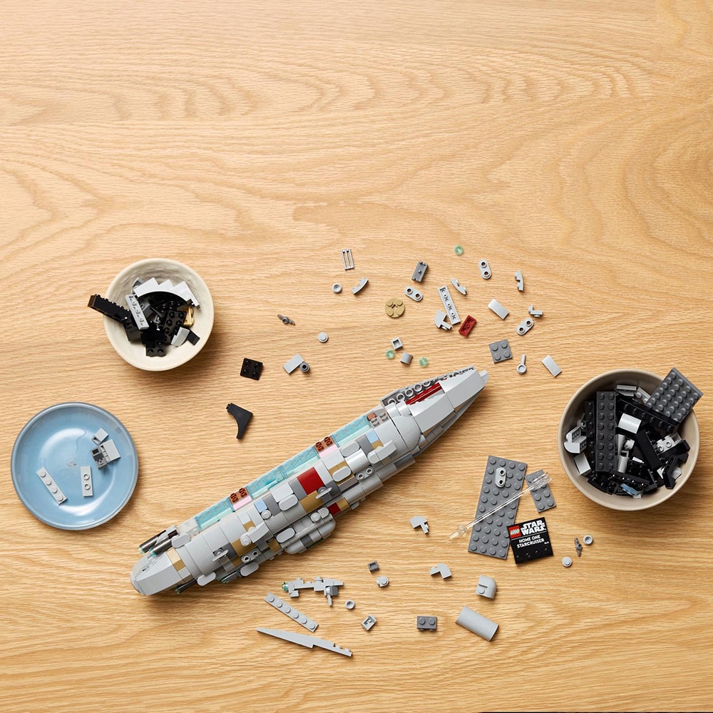 LEGO Star Wars: TM Nava de croaziera stelara Home One 75405, 18 ani+, 559 piese