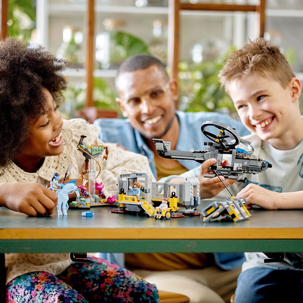 LEGO Avatar: Muntii plutitori Zona 26 si Samson RDA 75573, 9 ani+, 887 piese