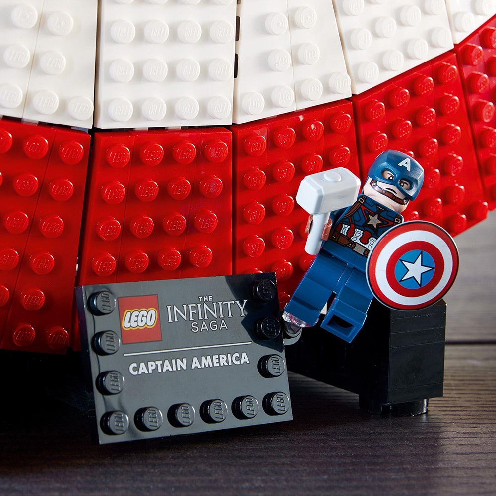 LEGO Super Heroes: Scutul lui Captain America 76262, 18 ani+, 3128 piese