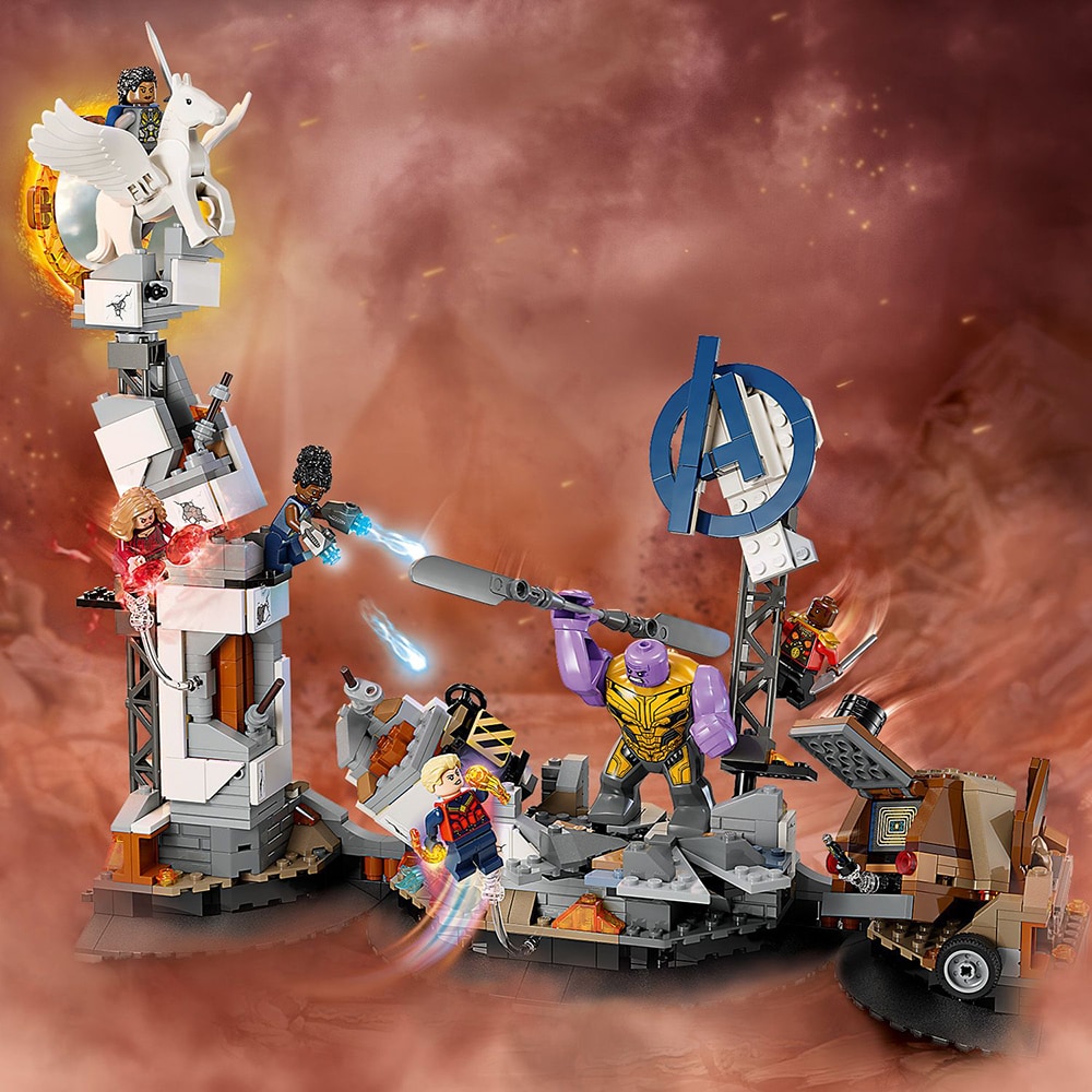 LEGO Marvel: Sfarsitul jocului  Batalia finala 76266, 10 ani+, 794 piese