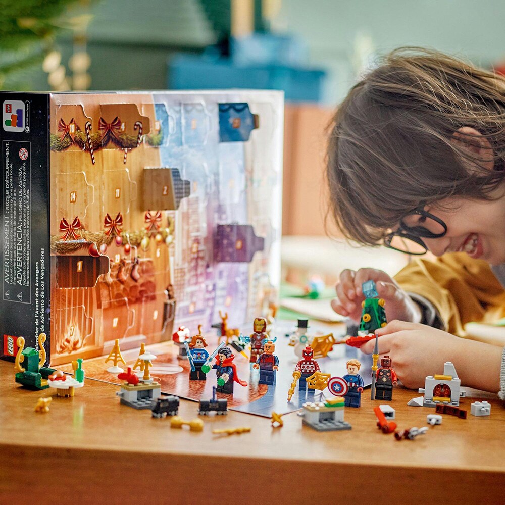 LEGO Super Heroes: Calendar de advent Avengers 76267, 7 ani+, 243 piese