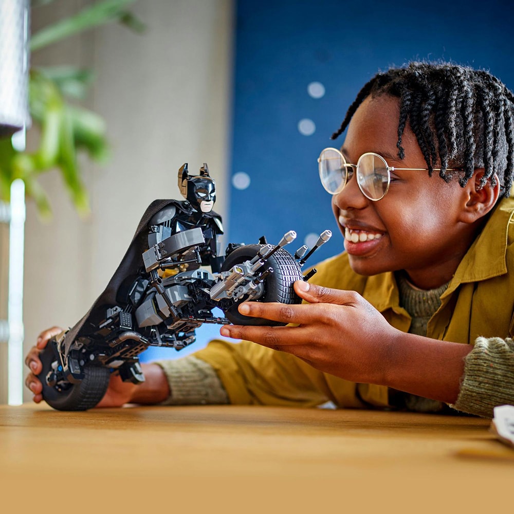 LEGO DC: Figurina de constructie Batman si motocicleta Bat-Pod 76273, 12 ani+, 713 piese
