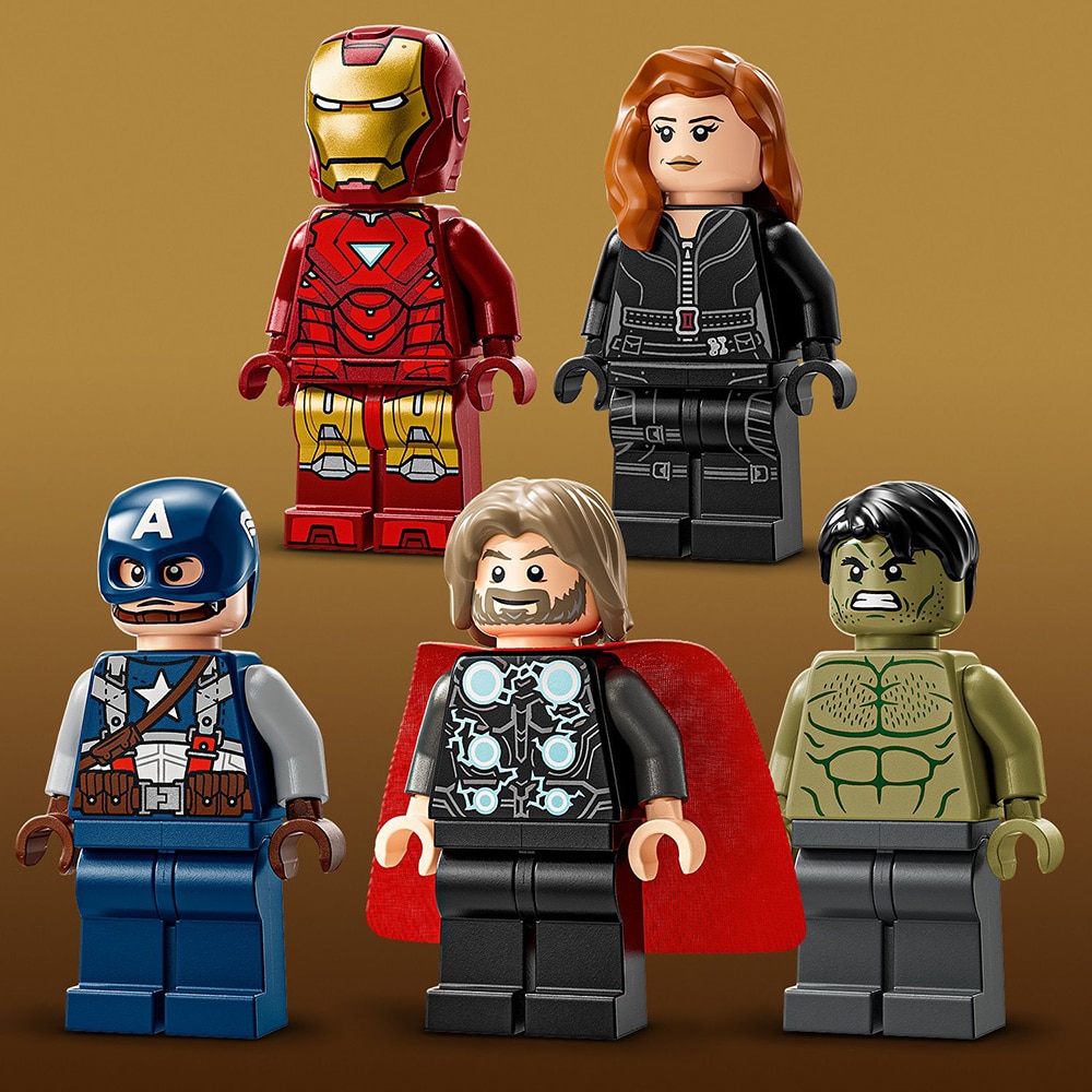 LEGO Marvel: Sigla si minifigurine Marvel 76313, 12 ani+, 931 piese