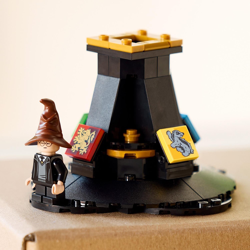 LEGO Harry Potter: TM Jobenul magic vorbitor 76429, 18 ani+, 561 piese
