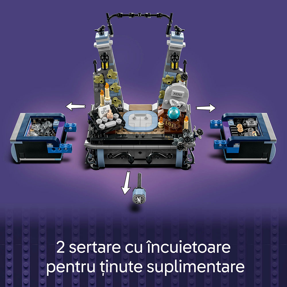 LEGO Wednesday: Figurina Wednesday Addams 76780, 10 ani+, 702 piese