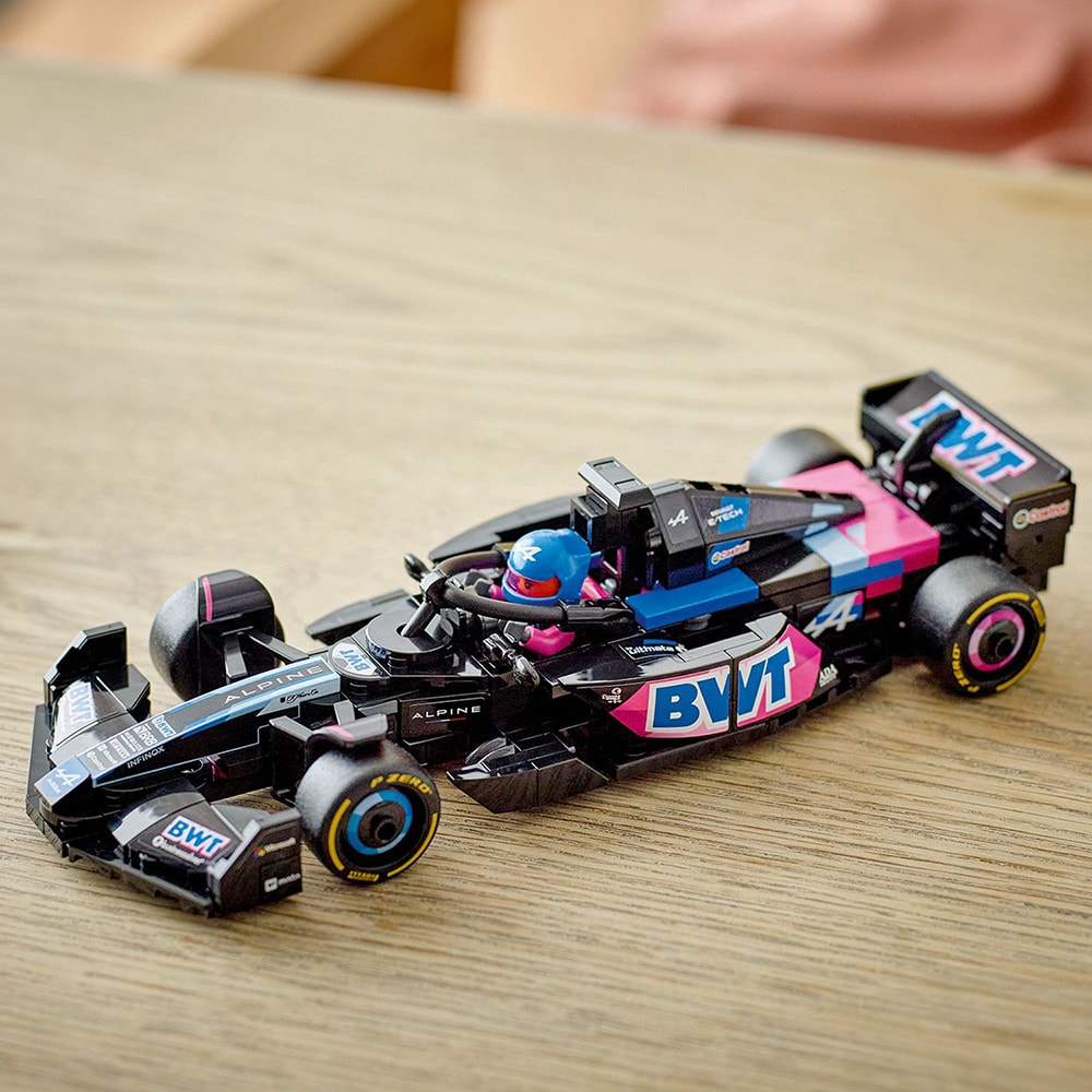 LEGO Speed Champions: Masina de curse BWT Alpine F1 Team A524 77248, 10 ani+, 258 piese