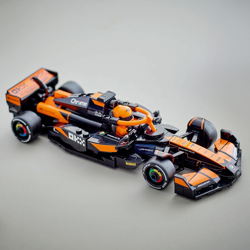 LEGO Speed Champions: Masina de curse McLaren F1 Team MCL38 77251, 10 ani+, 269 piese