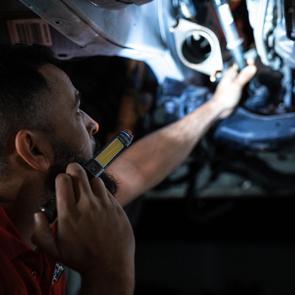 Lanterna NEBO Big Larry 4, 600 lumeni, 3xAA, gri