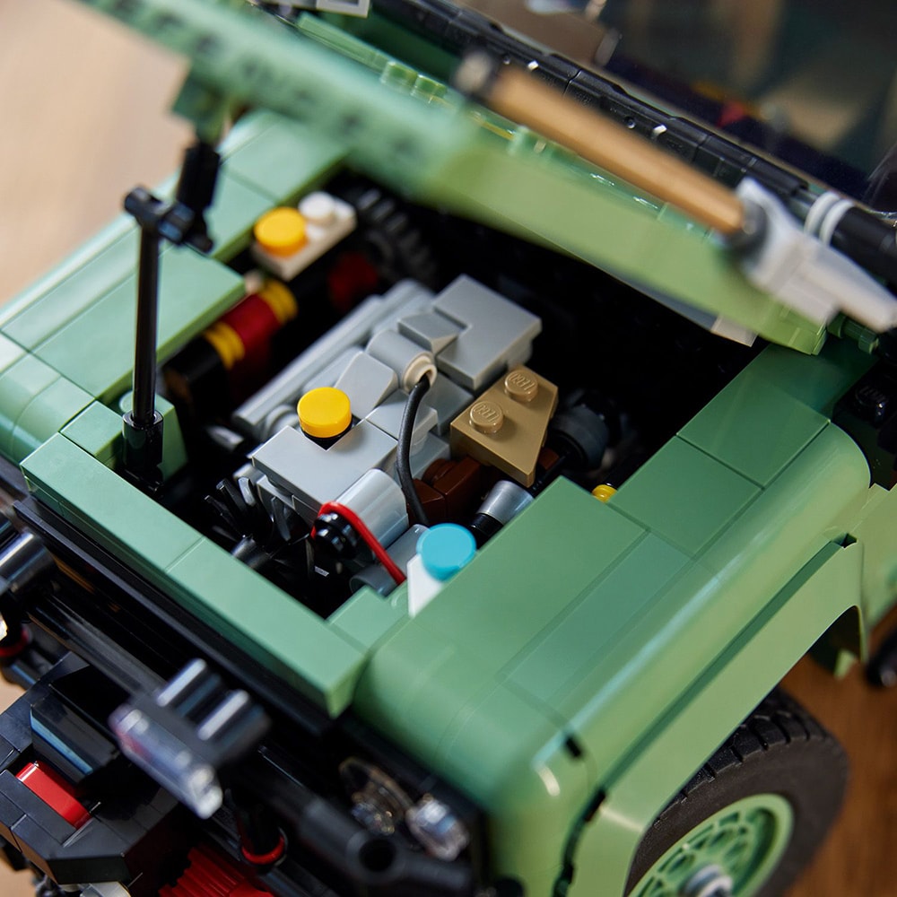 LEGO Icons: Land Rover Classic Defender 90 10317, 18 ani+, 2336 piese