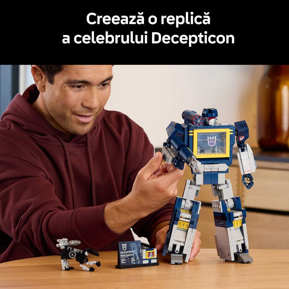 LEGO Icons: Transformers Soundwave 10358, 18 ani+, 1505 piese