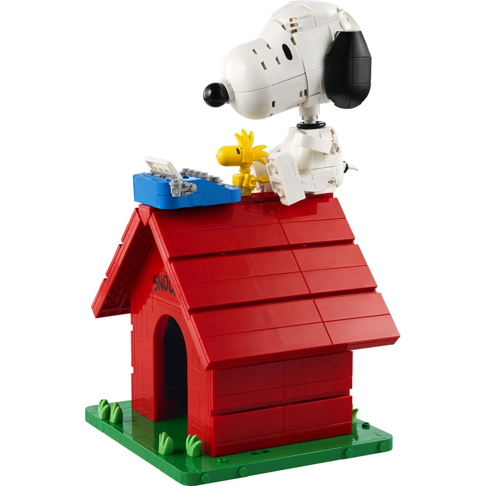 LEGO Ideas: Peanuts - Casuta lui Snoopy 21368, 18 ani+, 964 piese