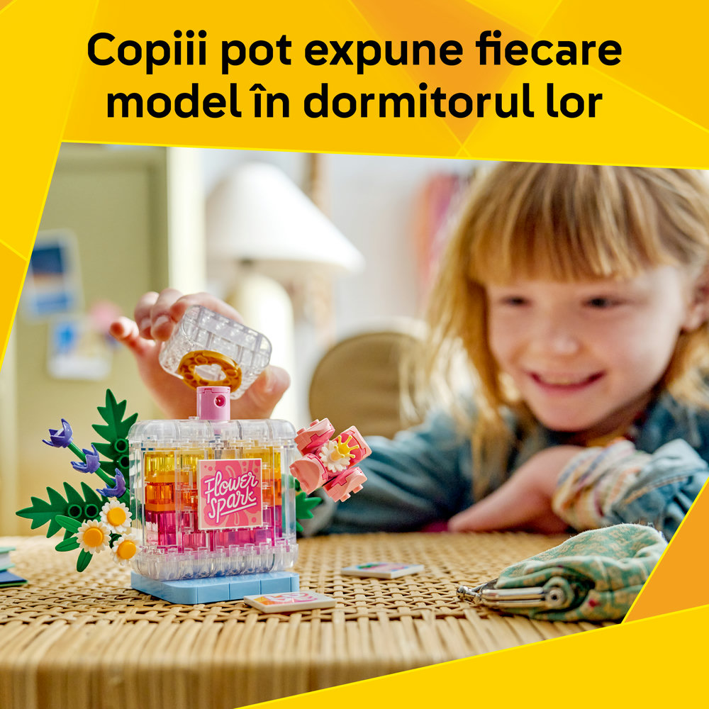 LEGO Creator: Sticla de parfum cu flori decorativa 31383, 8 ani+, 286 piese