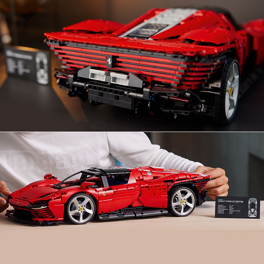 LEGO Technic: Ferrari Daytona SP3 42143, 18 ani+, 3778 piese