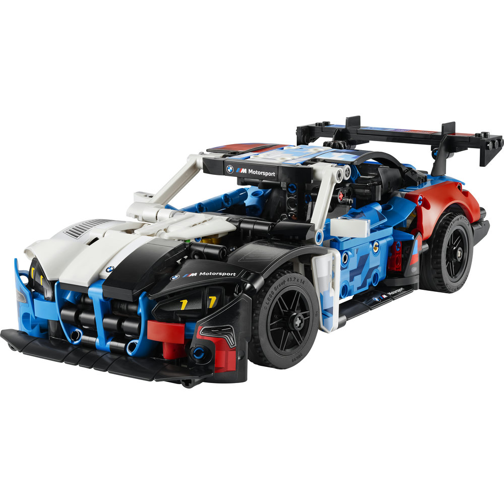 LEGO Technic: Masina de curse BMW M4 GT3 EVO 42226, 11 ani+, 747 piese