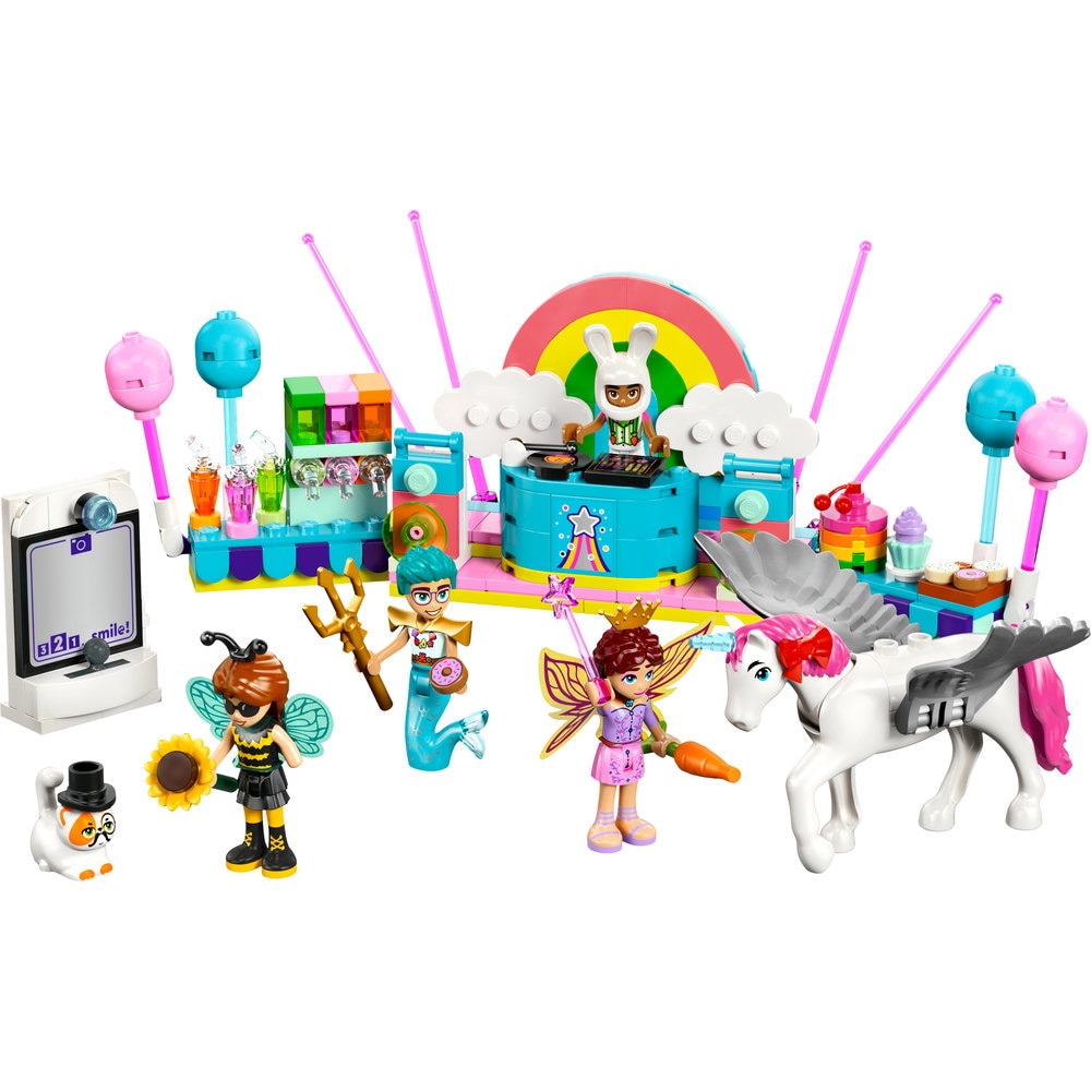 LEGO Friends: Bal mascat cu unicornul si zana 42661, 6 ani+, 261 piese