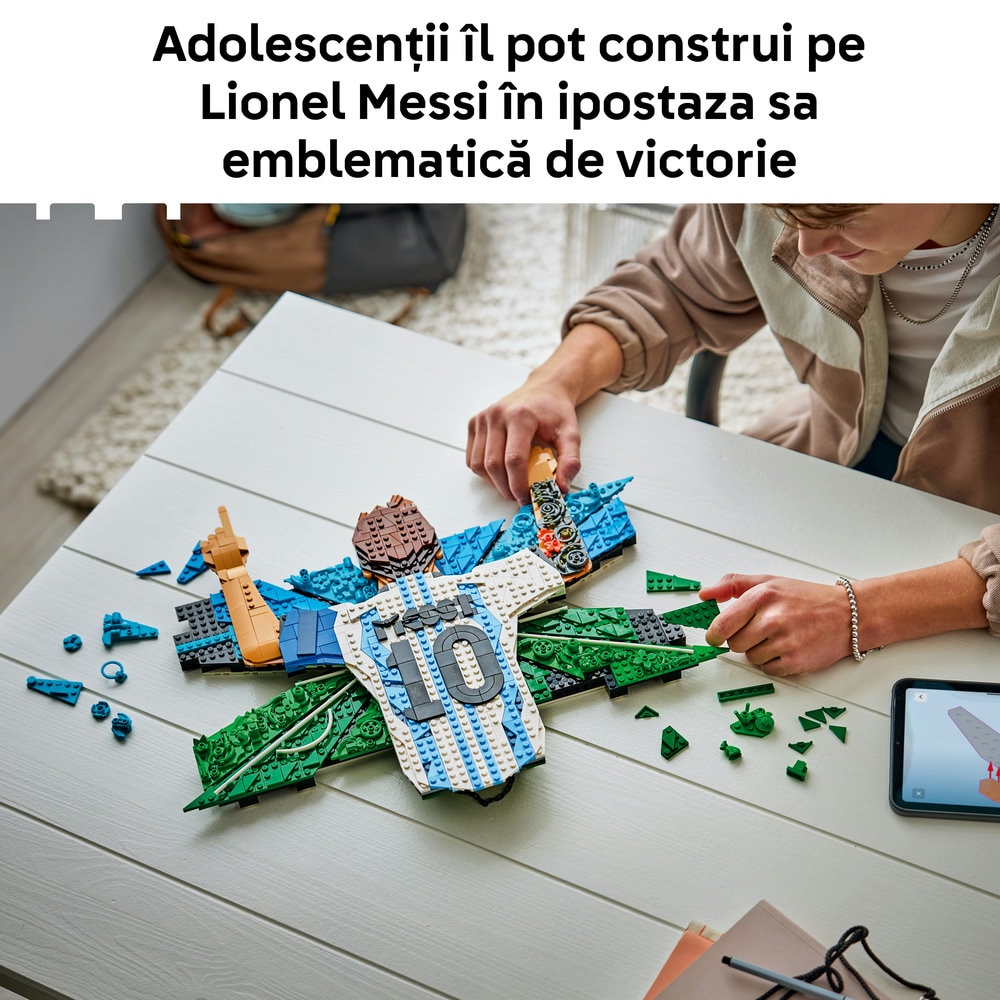 LEGO Editions: Lionel Messi Sarbatorire 43018, 14 ani+, 1427 piese