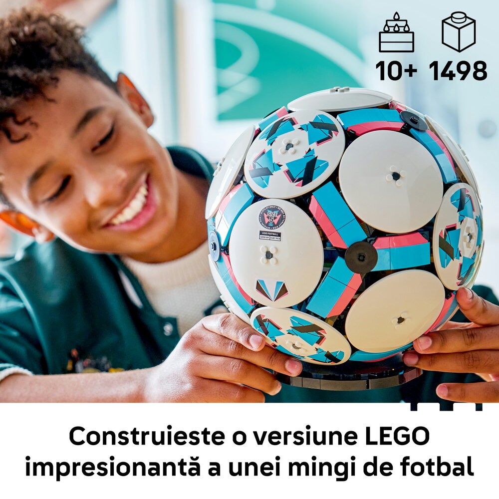 LEGO Editions Football: Minge de fotbal 43019, 10 ani+, 1498 piese