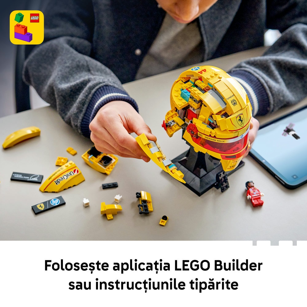 LEGO Editions: Casca lui Lewis Hamilton Scuderia Ferrari HP 43022, 14 ani+, 884 piese