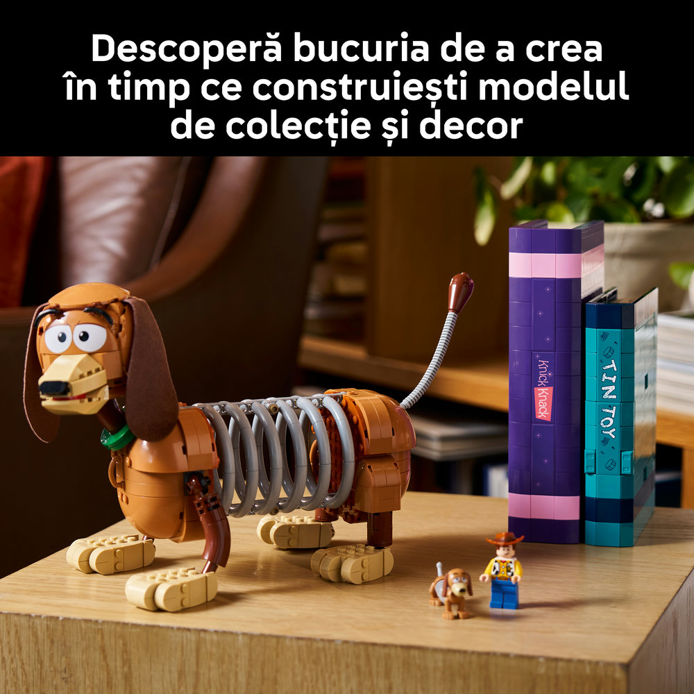 LEGO Disney: Pixar - Opritoare de carti Cainele Slinky din Povestea jucariilor 43301, 18 ani+, 1311 piese