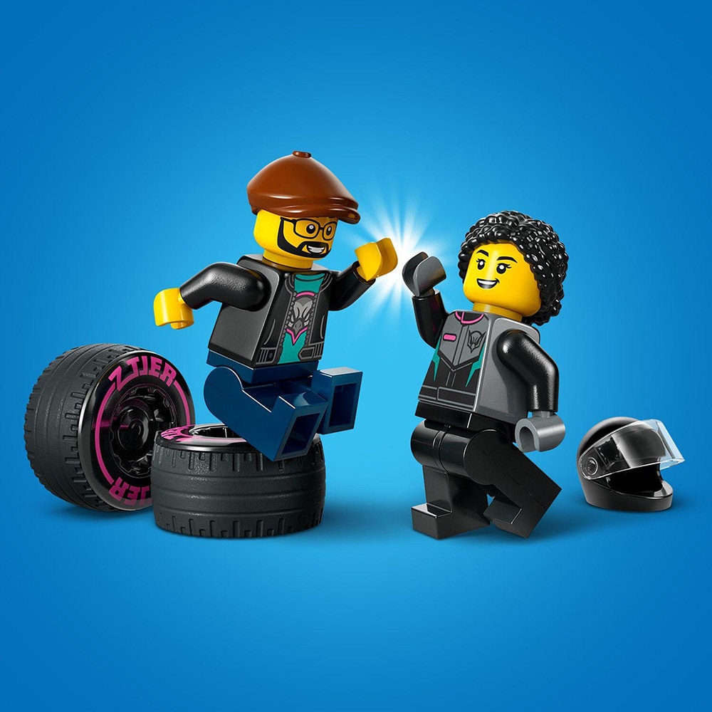 LEGO City: Masina de curse si camion transportator de masini 60406, 6 ani+, 328 piese