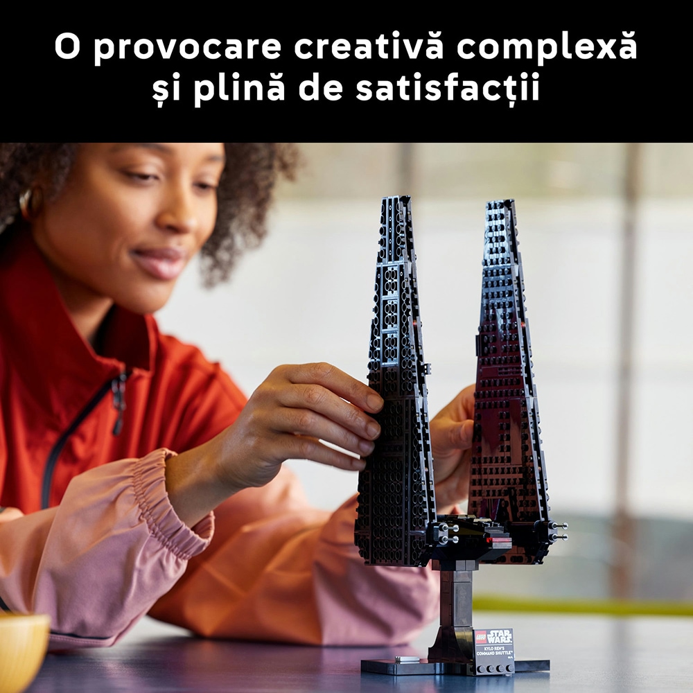 LEGO Star Wars: Naveta de comanda a lui Kylo Ren 75406, 18 ani+, 386 piese