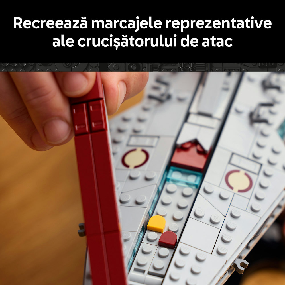 LEGO Star Wars: Crucisatorul de atac din clasa Venator 75441, 18 ani+, 643 piese