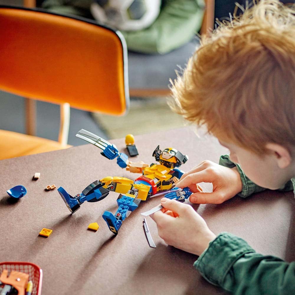 LEGO Super Heroes: Figurina de constructie Wolverine 76257, 8 ani+, 327 piese