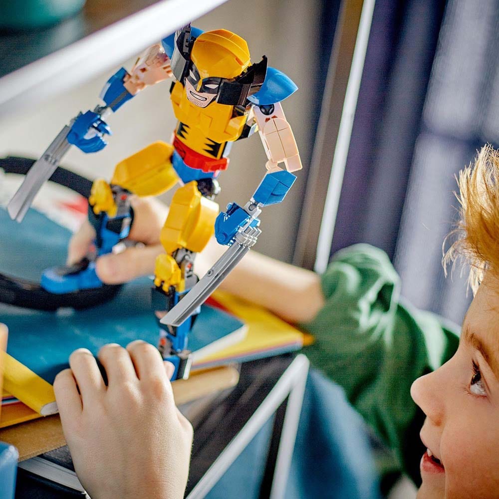 LEGO Super Heroes: Figurina de constructie Wolverine 76257, 8 ani+, 327 piese