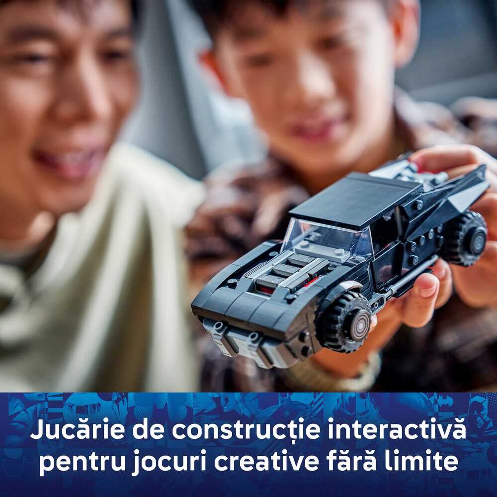 LEGO DC: Batmobilul din Batman 76332, 9 ani+, 330 piese