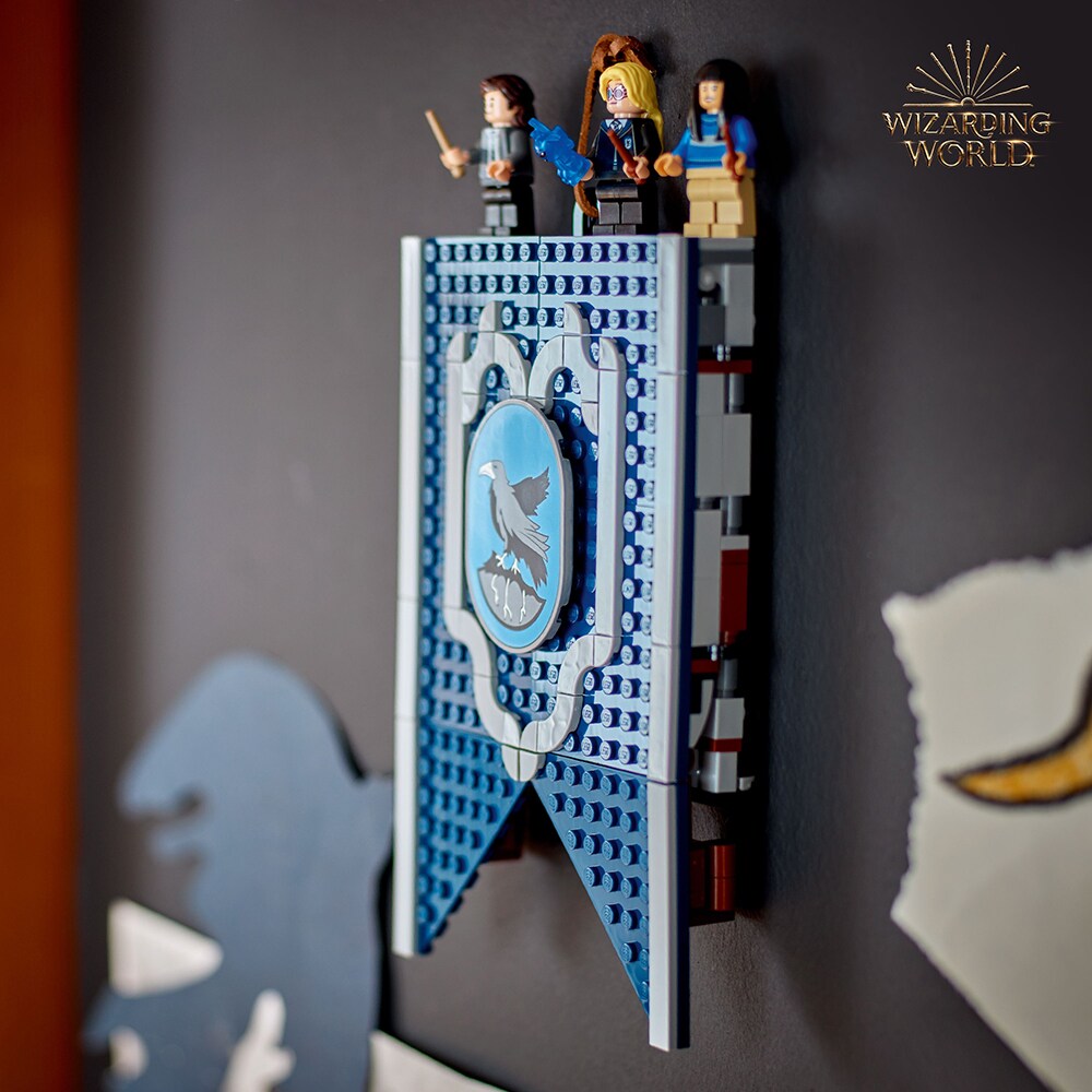 LEGO Harry Potter: Bannerul Casei Ravenclaw 76411, 9 ani+, 305 piese