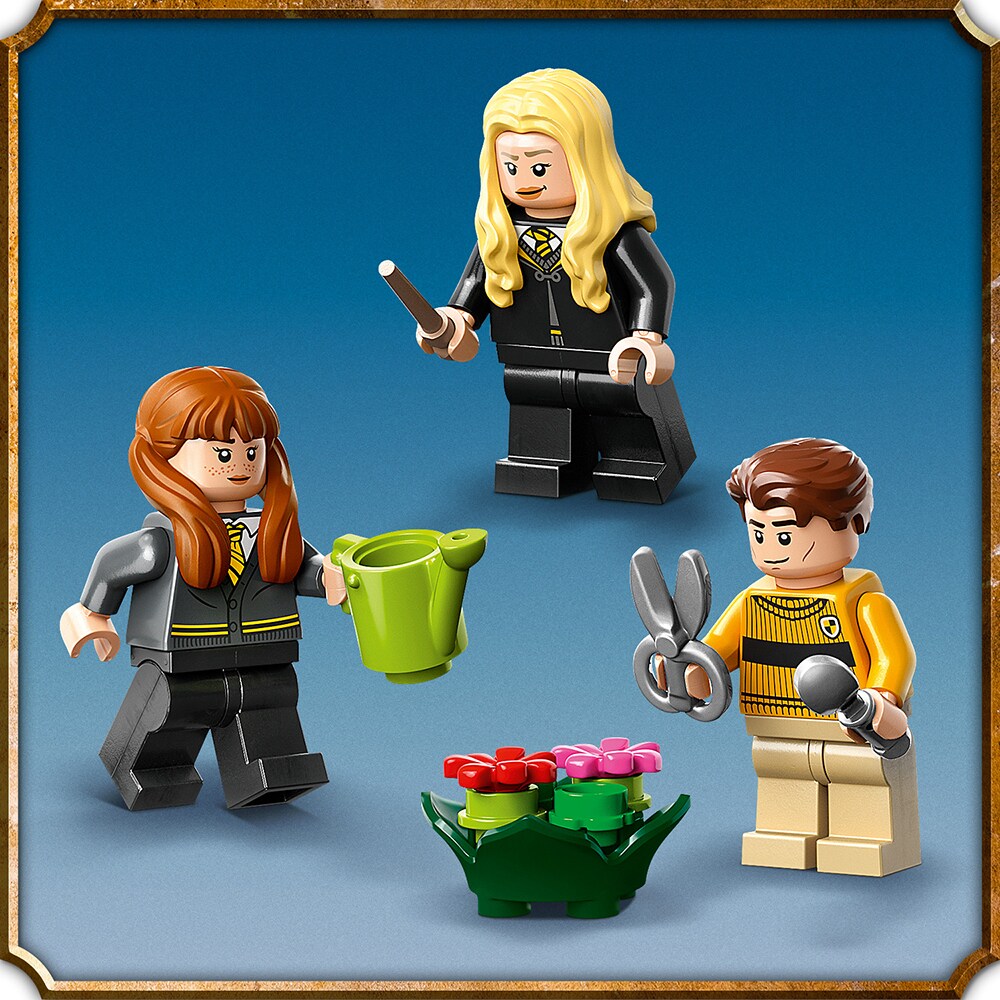 LEGO Harry Potter: Bannerul Casei Hufflepuff 76412, 9 ani+, 313 piese