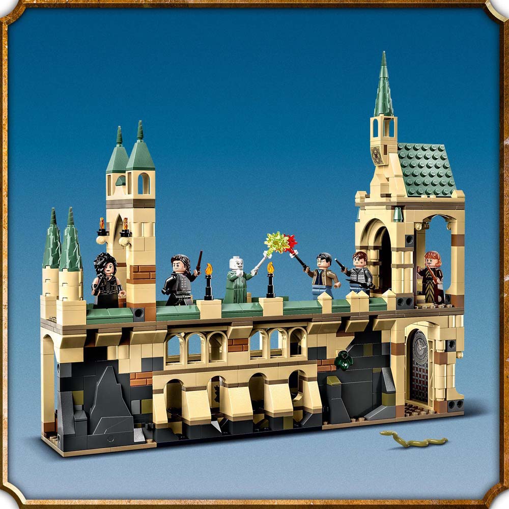 LEGO Harry Potter: Batalia de la Hogwarts 76415, 9 ani+, 730 piese