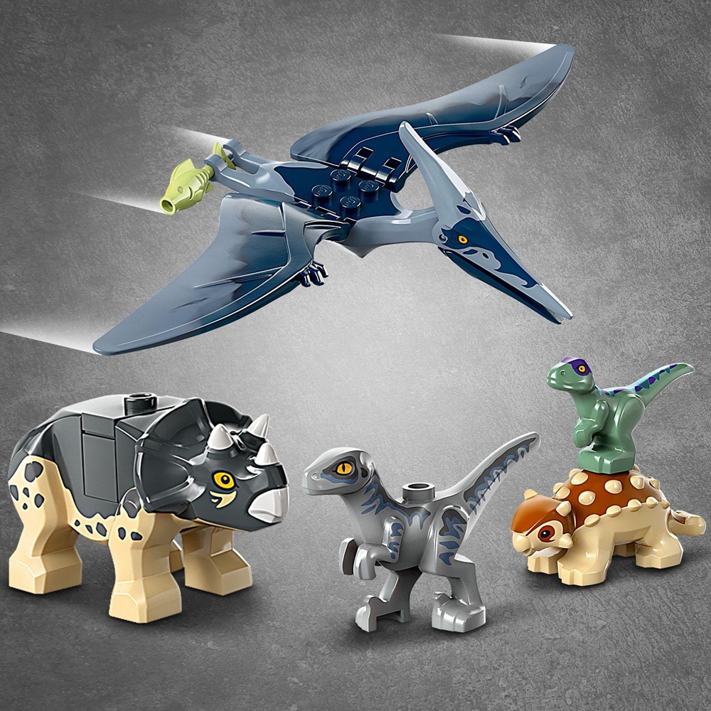 LEGO Jurassic World: Centru de salvare pentru pui de dinozaur 76963, 4 ani+, 139 piese