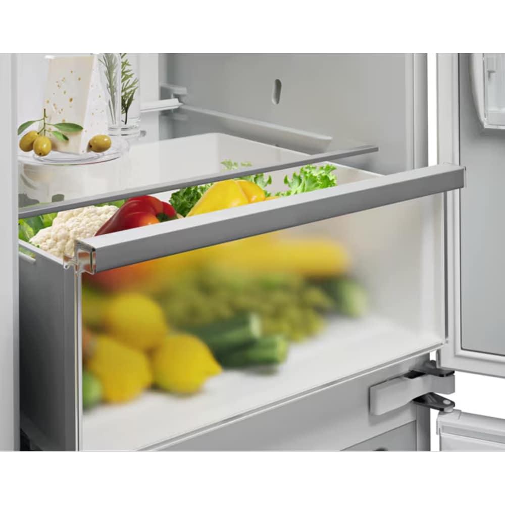 Combina frigorifica incorporabila ELECTROLUX LNA7CE18S, No Frost, 248 l, H 177.2 cm, Clasa E